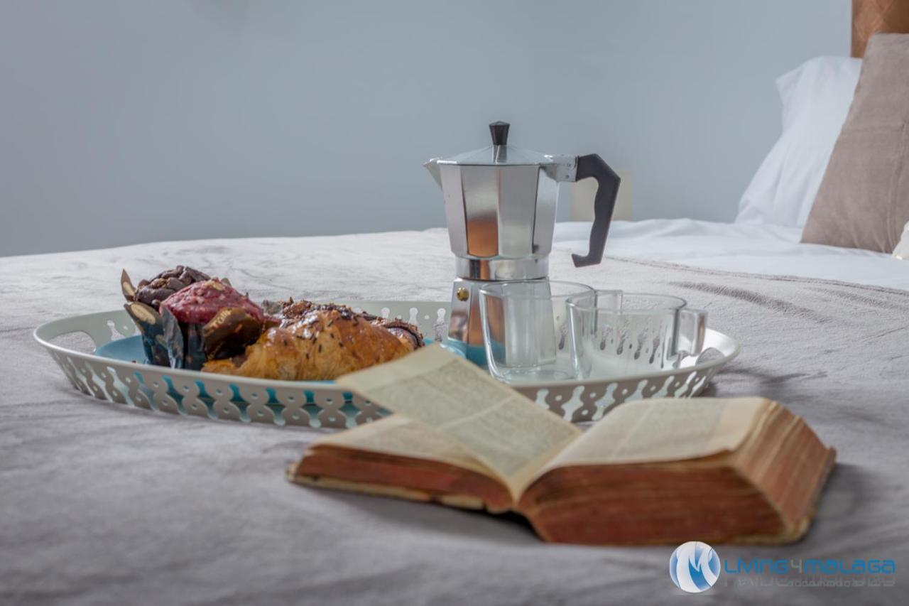 Living4Malaga Pedregalejo Beach Ngoại thất bức ảnh